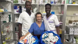 Donación de medicamentos al hospital
