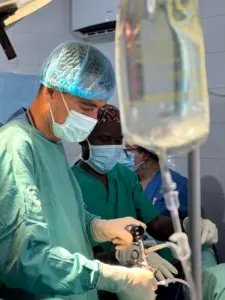 Thomas S. Kettor eficiente en quirófano