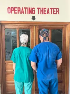 St-Joseph-marzo-2026-acceso-al-quirofano