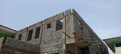 La estructura del edificio de consultas externas está finalizándose